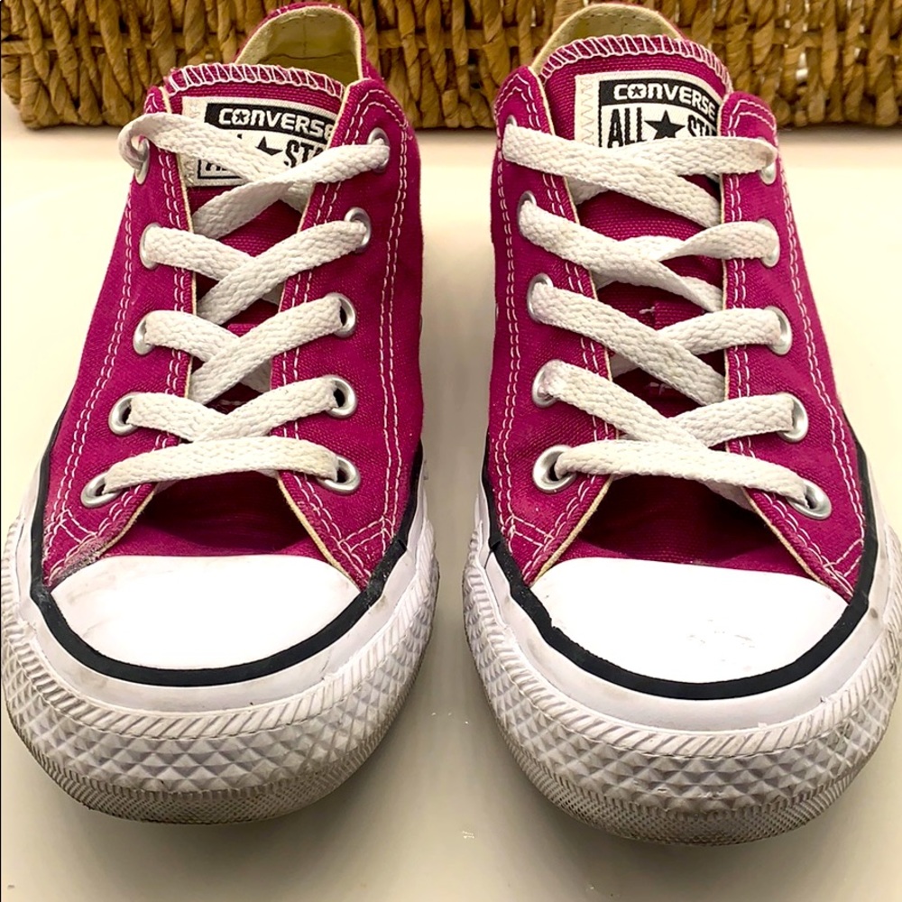 Converse All Star Shoes in Magenta